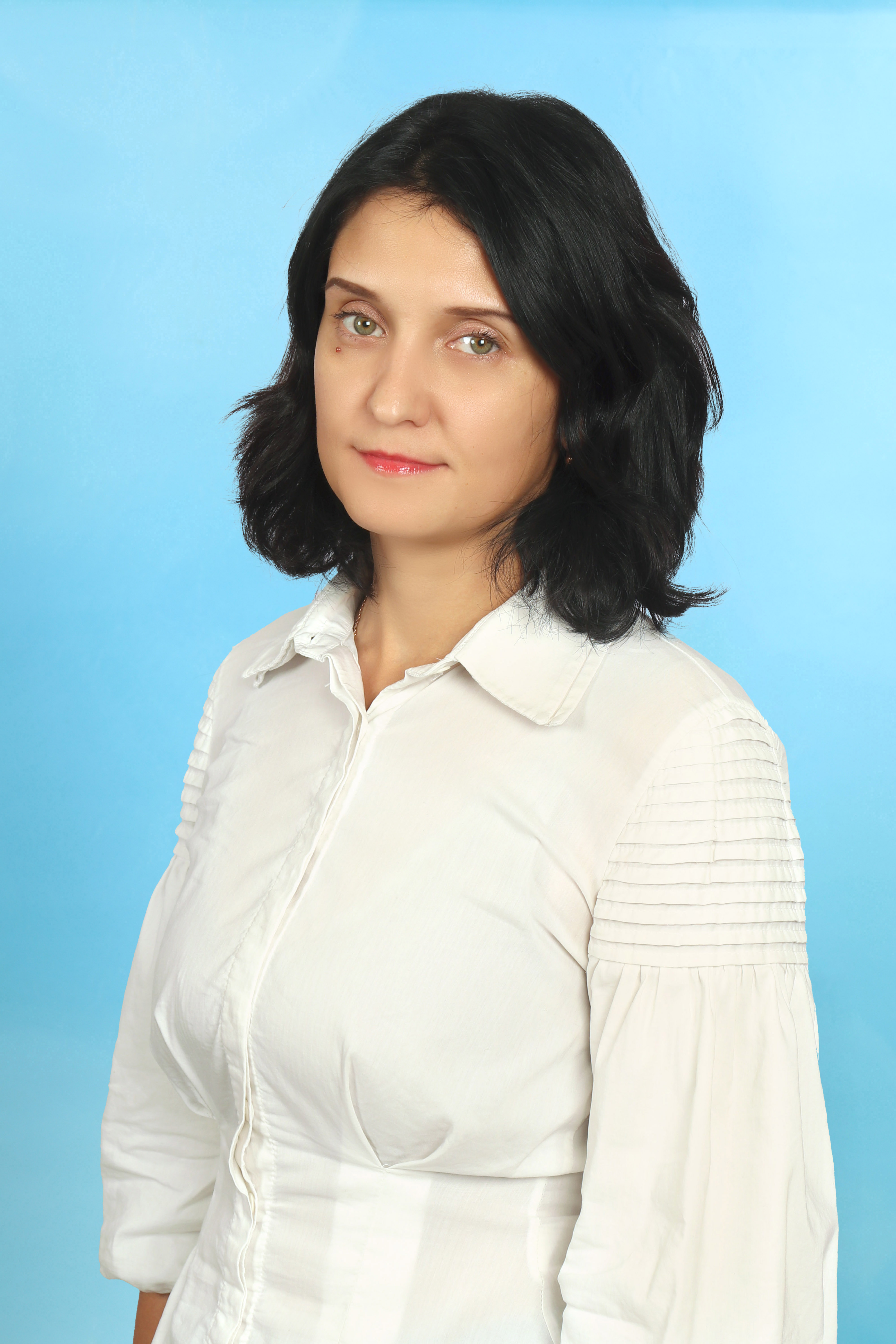 Манукян Елена Игоревна Манукян Елена Игоревна.